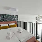 Elegant Steps From Wenceslas Square By Easybnb Premium * Praag