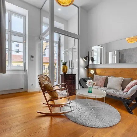 Lovely Loft With Parking By Easybnb Premium Apartamento