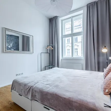 Luxury On Wenceslas Square By Easybnb Premium *